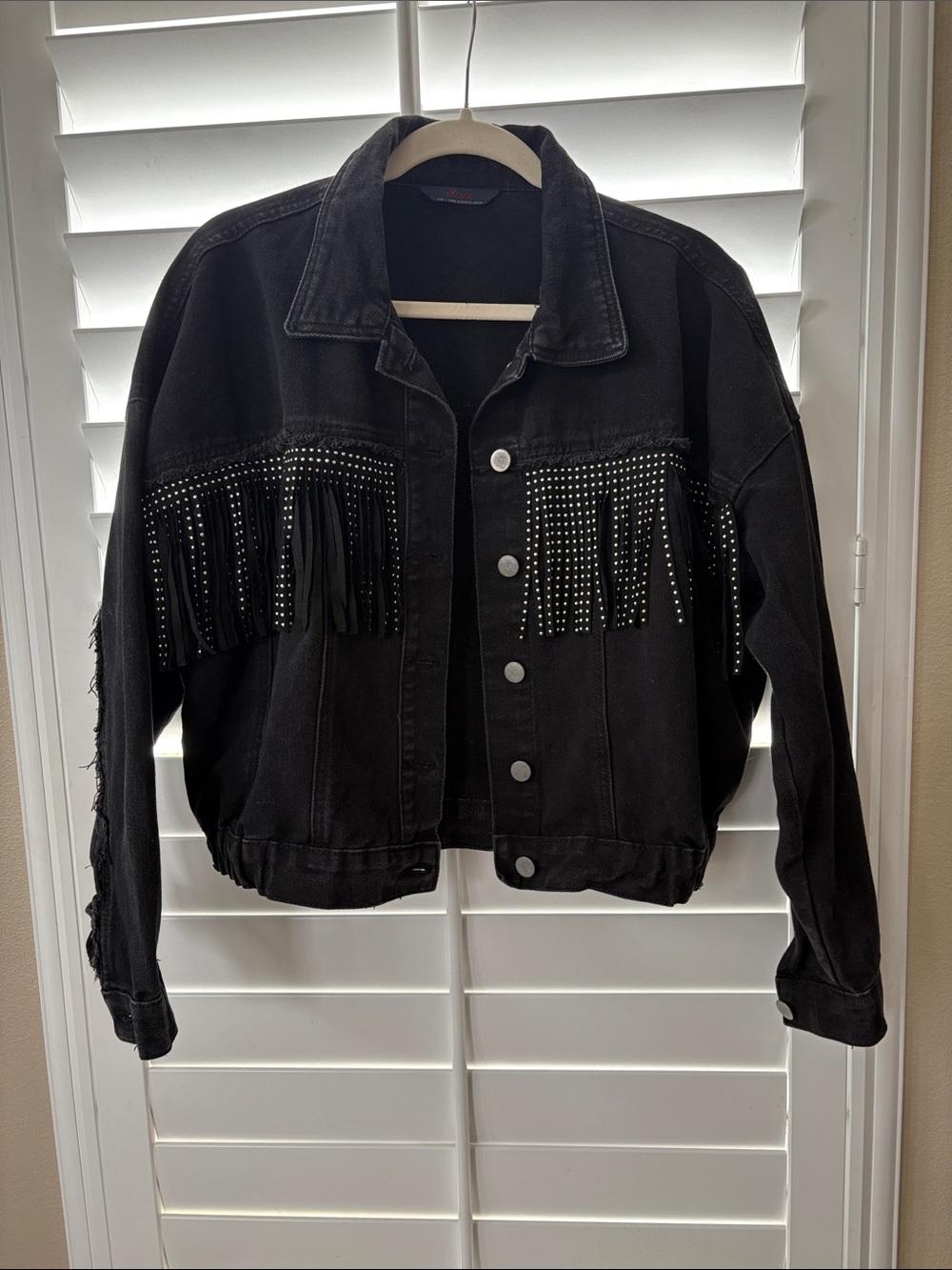 Excuse Womens Western Cowgirl‎ Fringe Rhinestone Denim Jacket Size L Black.